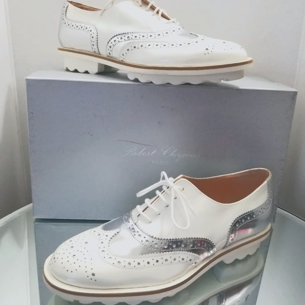 Robert Clergeri White Metallic Patent LeatherLace Up Oxford 38.5